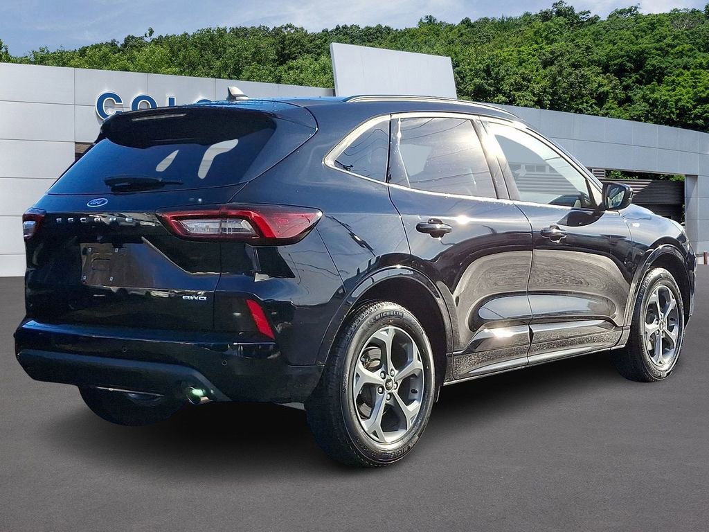 Certified 2024 Ford Escape ST-Line Select w/ Tech Pack #1 image 4