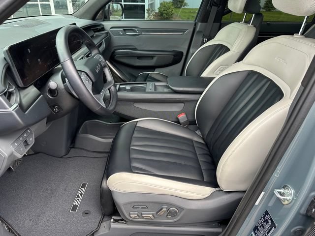 Used 2024 Kia EV9 GT-Line AWD/4WD image 21