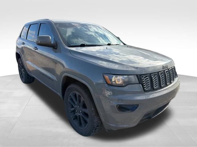 Used 2021 Jeep Grand Cherokee Laredo X image 4