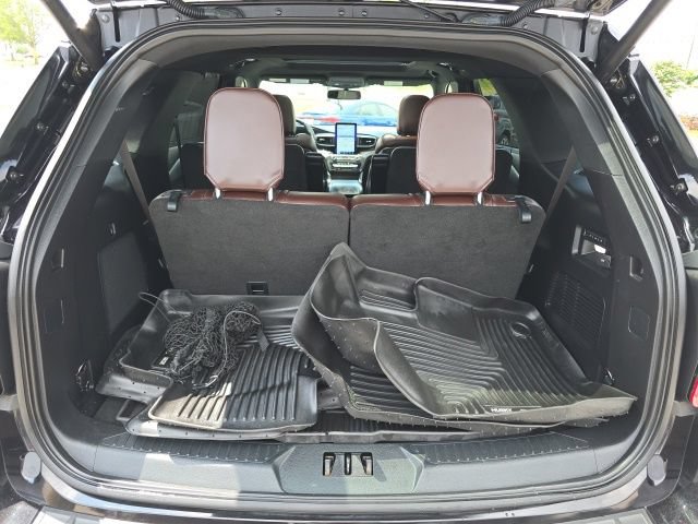 Certified 2020 Ford Explorer Platinum w/ Premium Technology Package AWD/4WD image 18