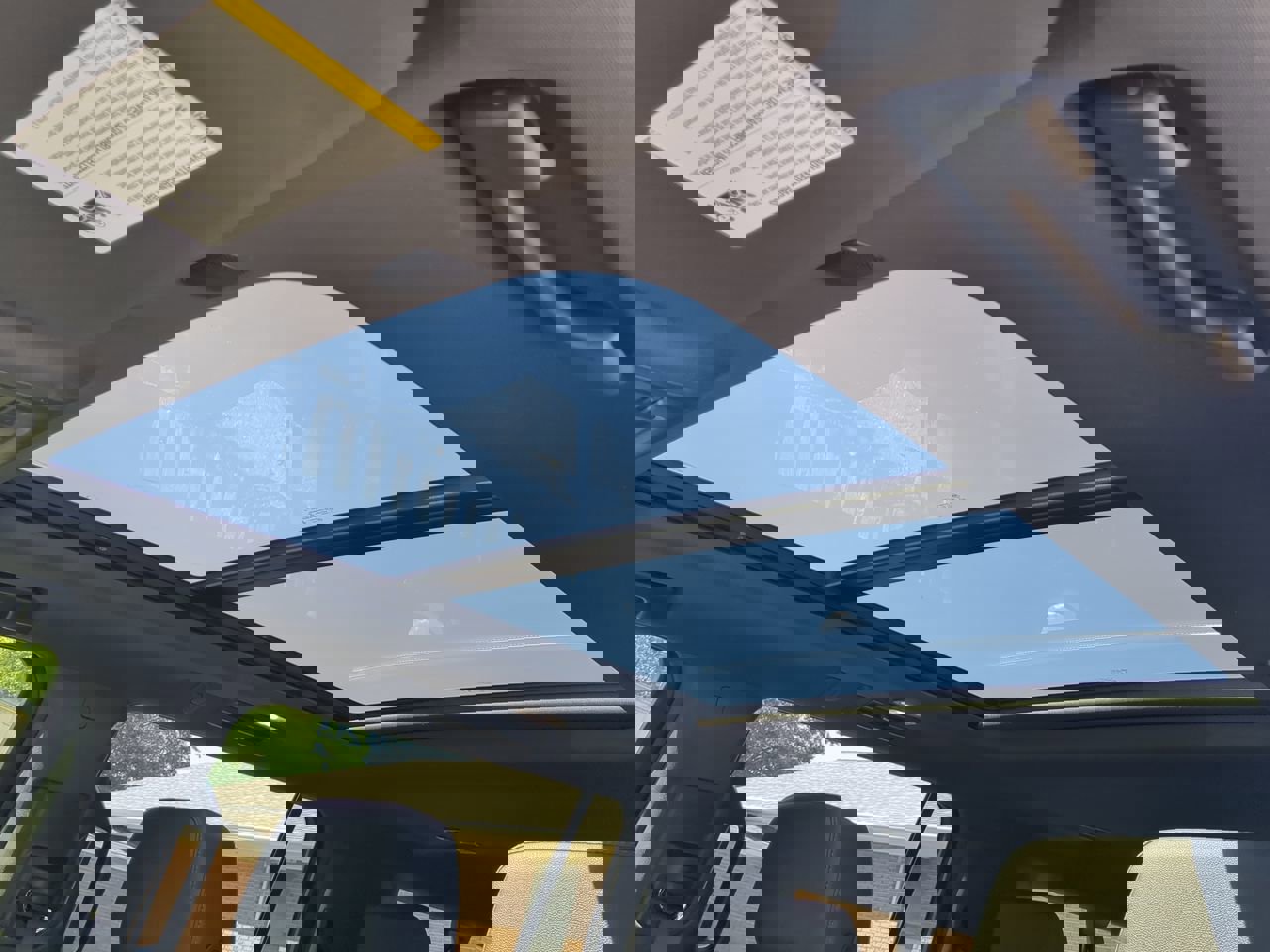 Used 2024 Chevrolet Suburban Z71 w/ Z71 Off-Road Package image 18