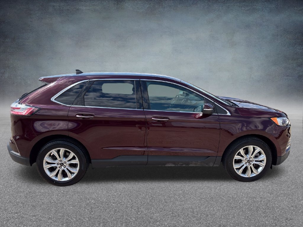 Certified 2024 Ford Edge Titanium AWD/4WD image 7