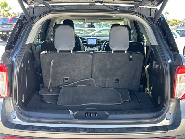 Certified 2022 Ford Explorer XLT w/ Equipment Group 202A image 19