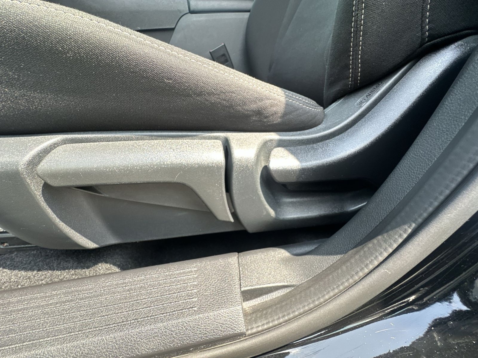 Used 2023 Nissan Rogue S AWD/4WD image 22
