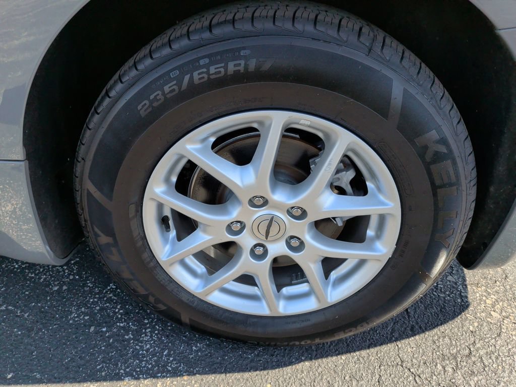 Used 2023 Chrysler Pacifica Touring-L FWD image 31