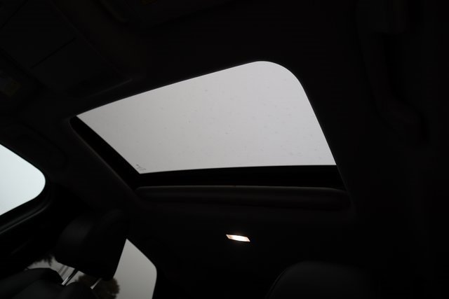 Used 2023 MAZDA CX-30 AWD 2.5 S w/ Premium Package image 5