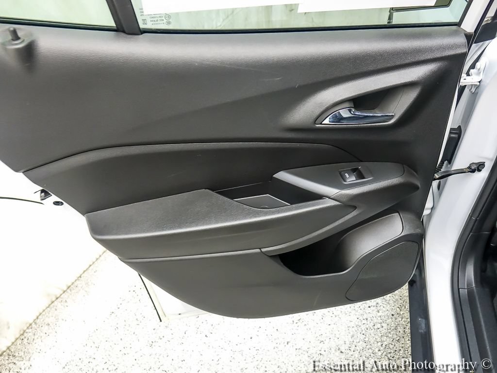 Used 2024 Chevrolet Trax RS w/ Driver Confidence Package FWD image 19
