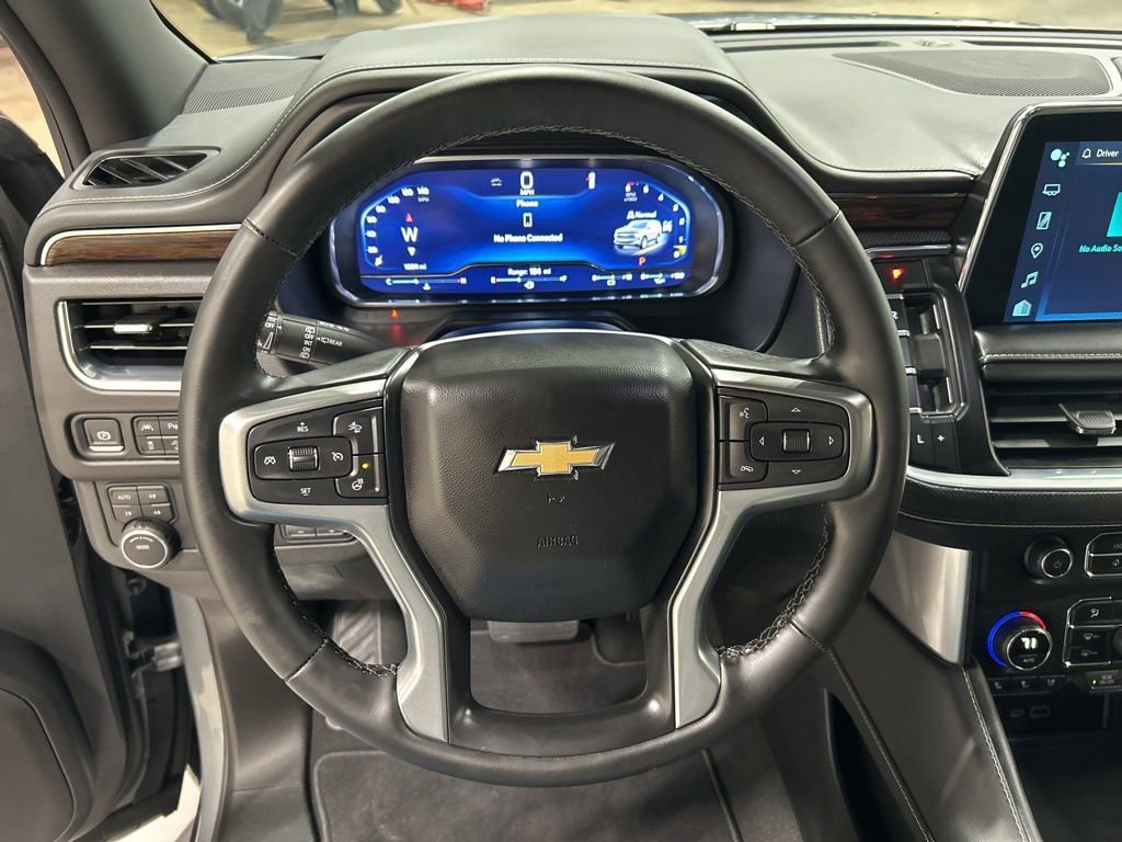 Used 2024 Chevrolet Tahoe Premier AWD/4WD image 17