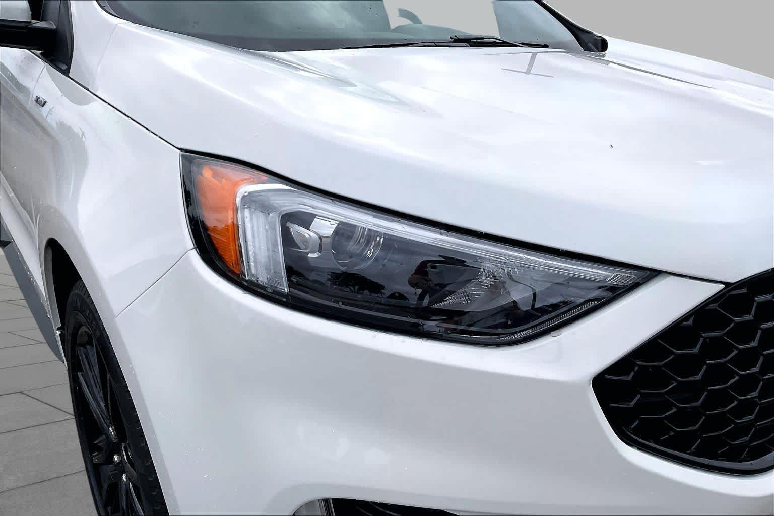 Certified 2024 Ford Edge ST-Line AWD/4WD image 26