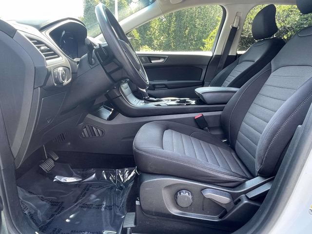 Certified 2018 Ford Edge SE w/ Cargo Accessory Package FWD image 9