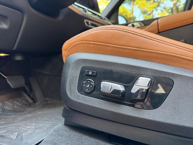 Used 2026 BMW X5 xDrive40i w/ Climate Comfort Package AWD/4WD image 19