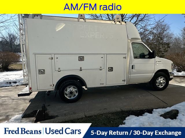 Certified 2018 Ford E-350 and Econoline 350 Super Duty w/ Power Windows & Locks Group image 6