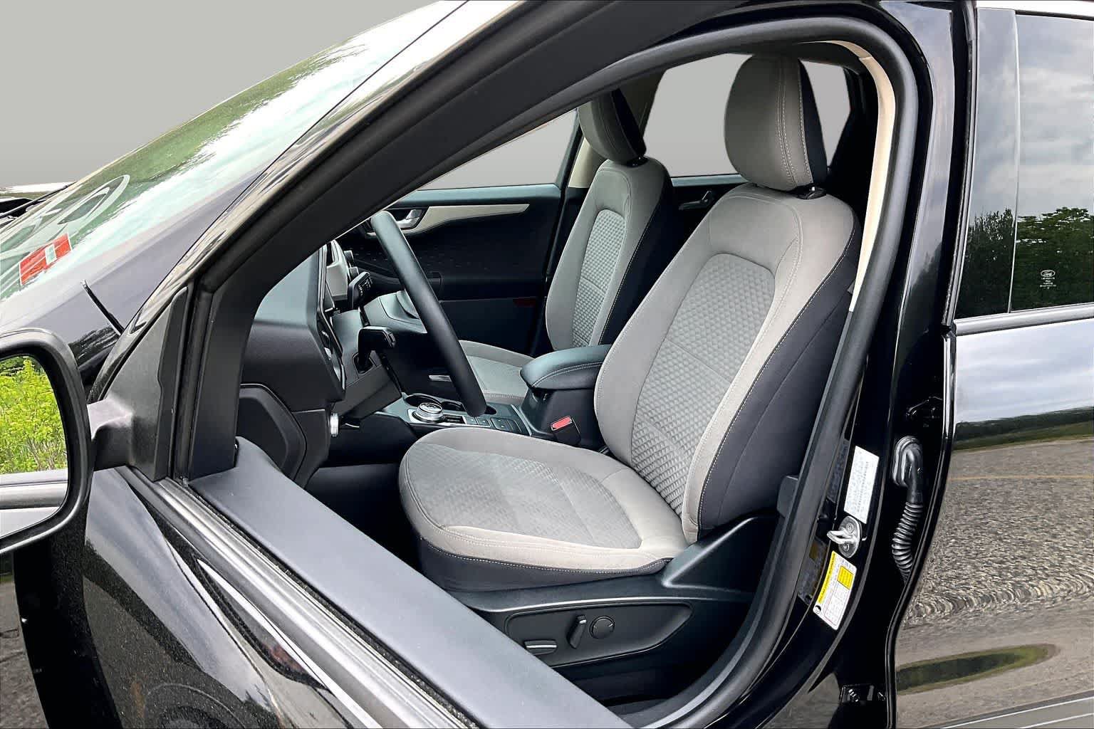 Certified 2020 Ford Escape SE AWD/4WD image 9