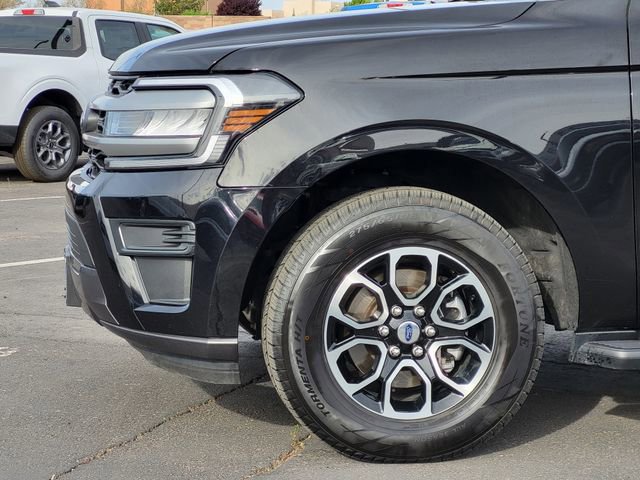 Certified 2024 Ford Expedition XLT image 10