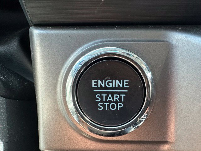 Certified 2025 Ford F150 XLT w/ Equipment Group 302A MID AWD/4WD image 17