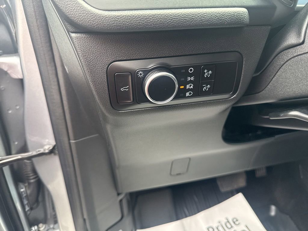 Certified 2023 Ford Escape Active AWD/4WD image 22