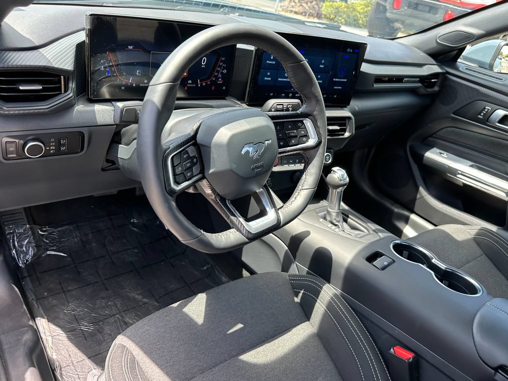 Certified 2025 Ford Mustang Coupe RWD image 19