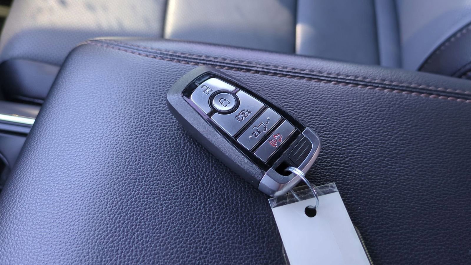 Certified 2022 Ford F150 Lightning Lariat image 39