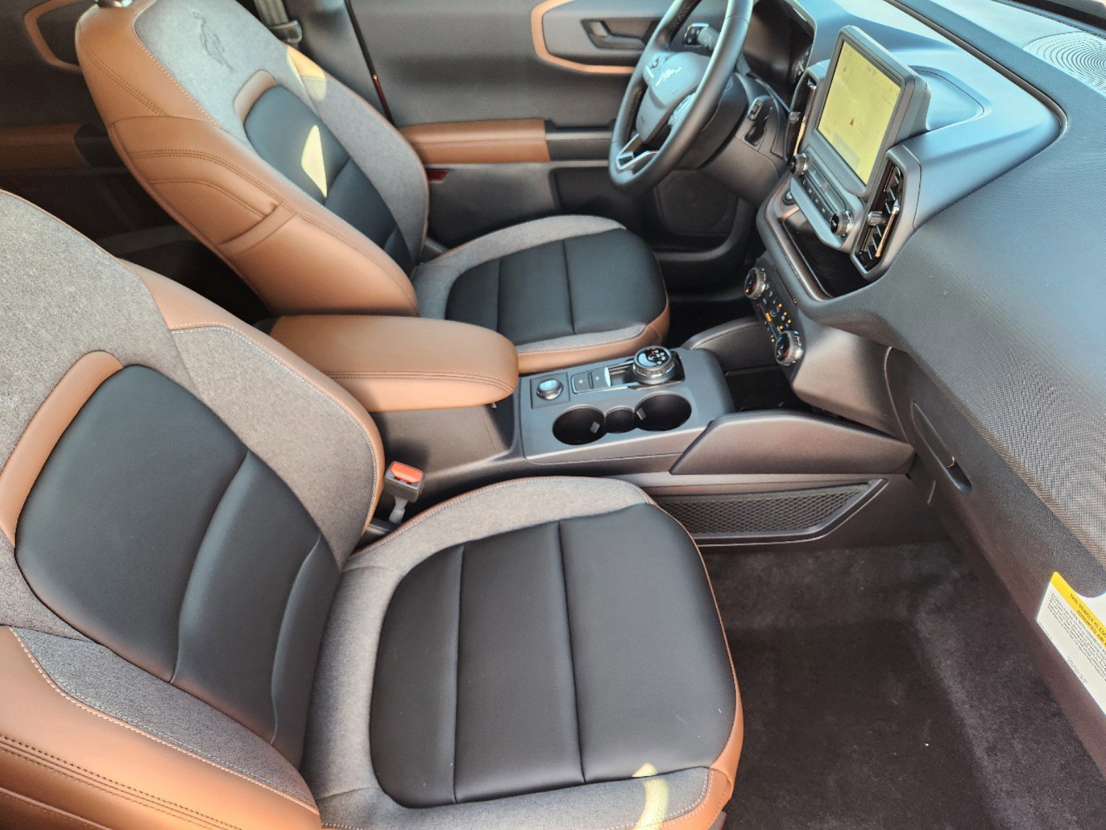 Certified 2024 Ford Bronco Sport Outer Banks w/ Tech Package image 33