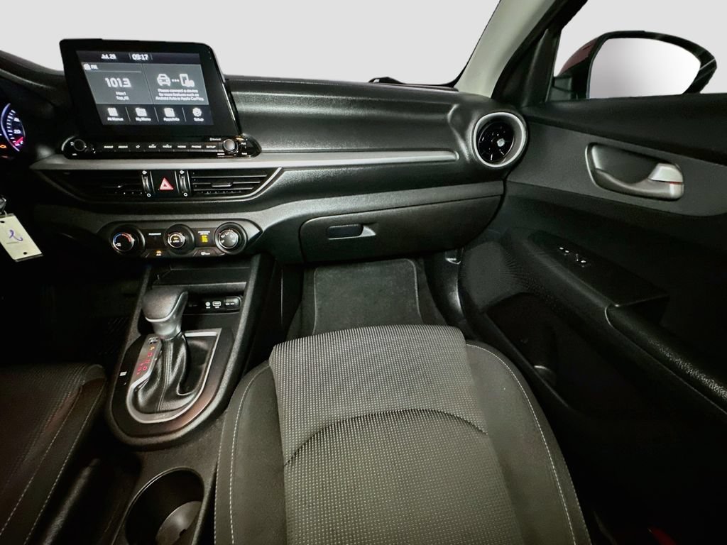 Used 2021 Kia Forte LXS FWD image 32