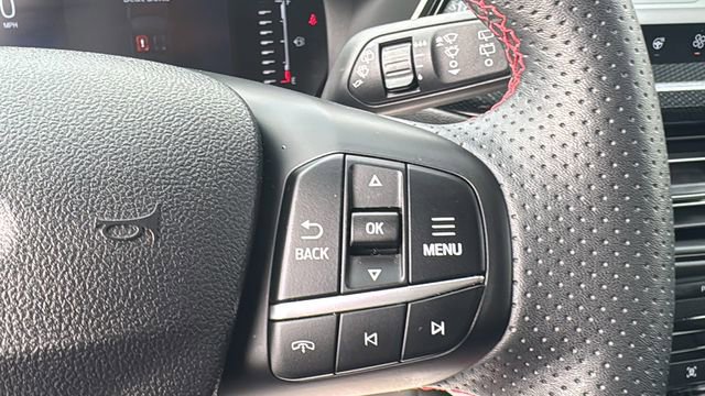 Certified 2024 Ford Escape ST-Line w/ Tech Pack #1 image 23