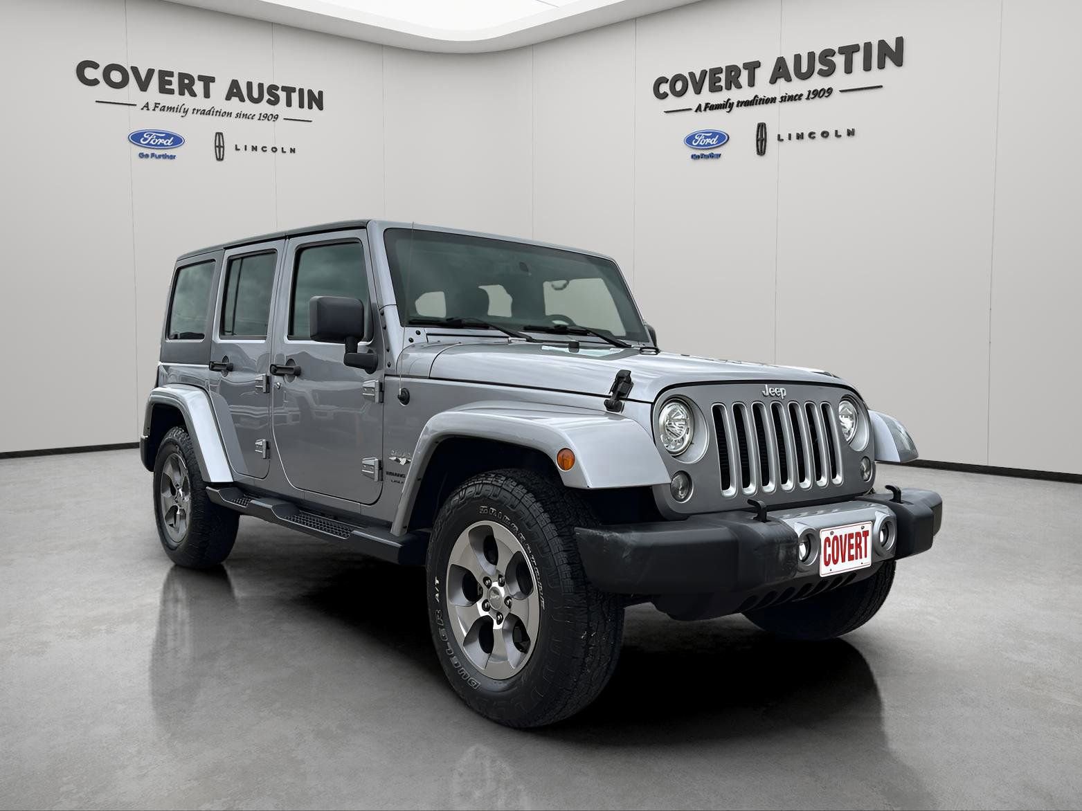 Used 2018 Jeep Wrangler Unlimited Sahara AWD/4WD image 7