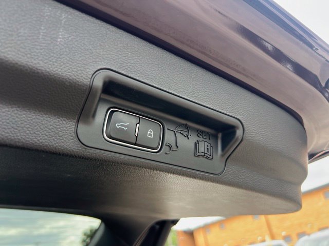 Certified 2023 Ford Explorer XLT w/ Equipment Group 202A AWD/4WD image 23