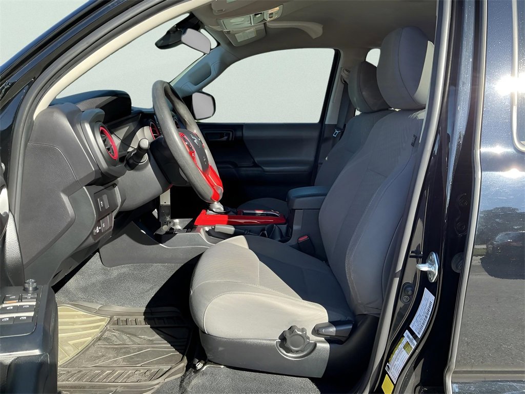 Used 2021 Toyota Tacoma SR image 22