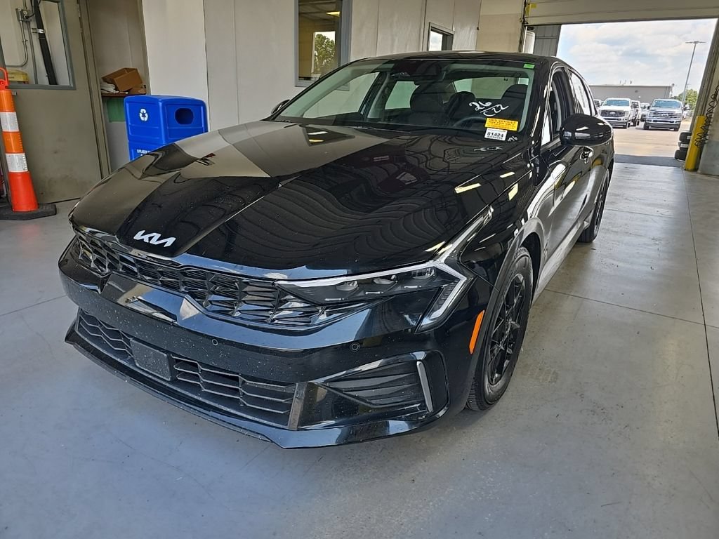 Used 2026 Kia K5 LXS FWD image 2