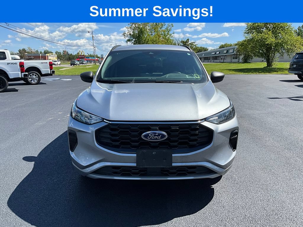 Certified 2023 Ford Escape ST-Line w/ Tech Pack #1 AWD/4WD image 10