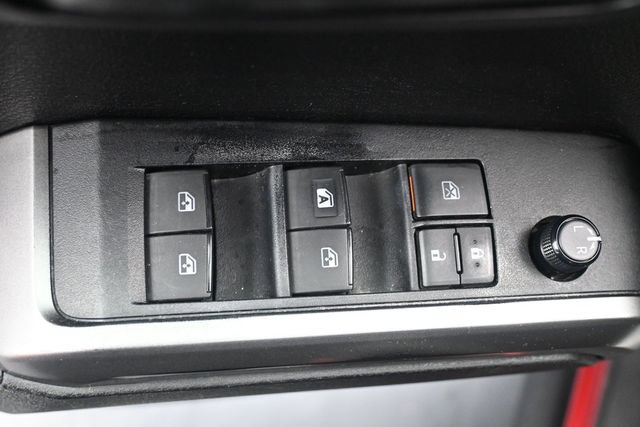 Used 2021 Toyota Tacoma SR5 AWD/4WD image 7