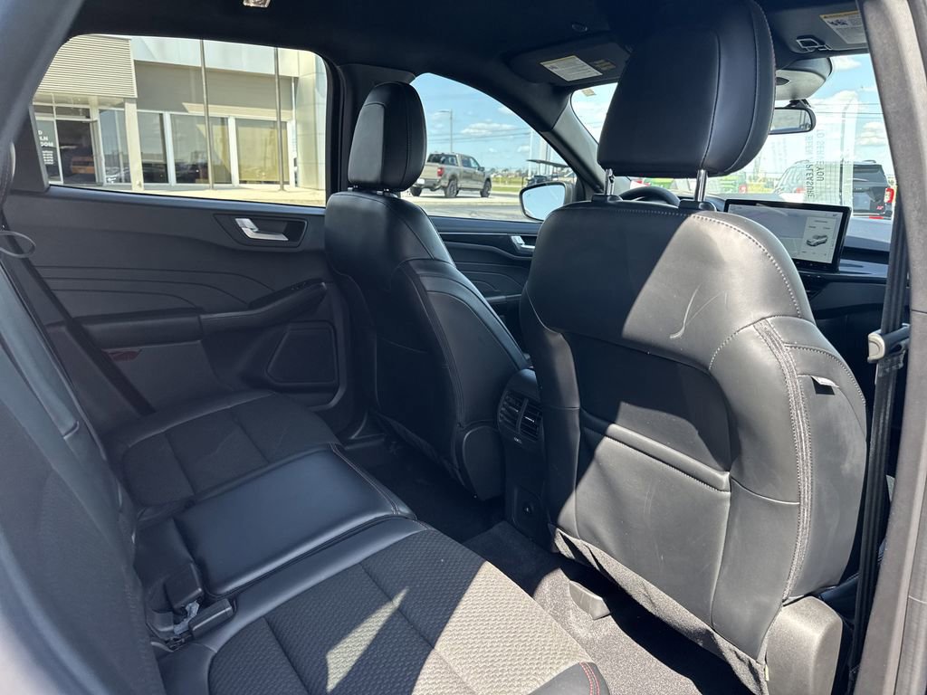 Certified 2023 Ford Escape ST-Line w/ Tech Pack #1 image 19