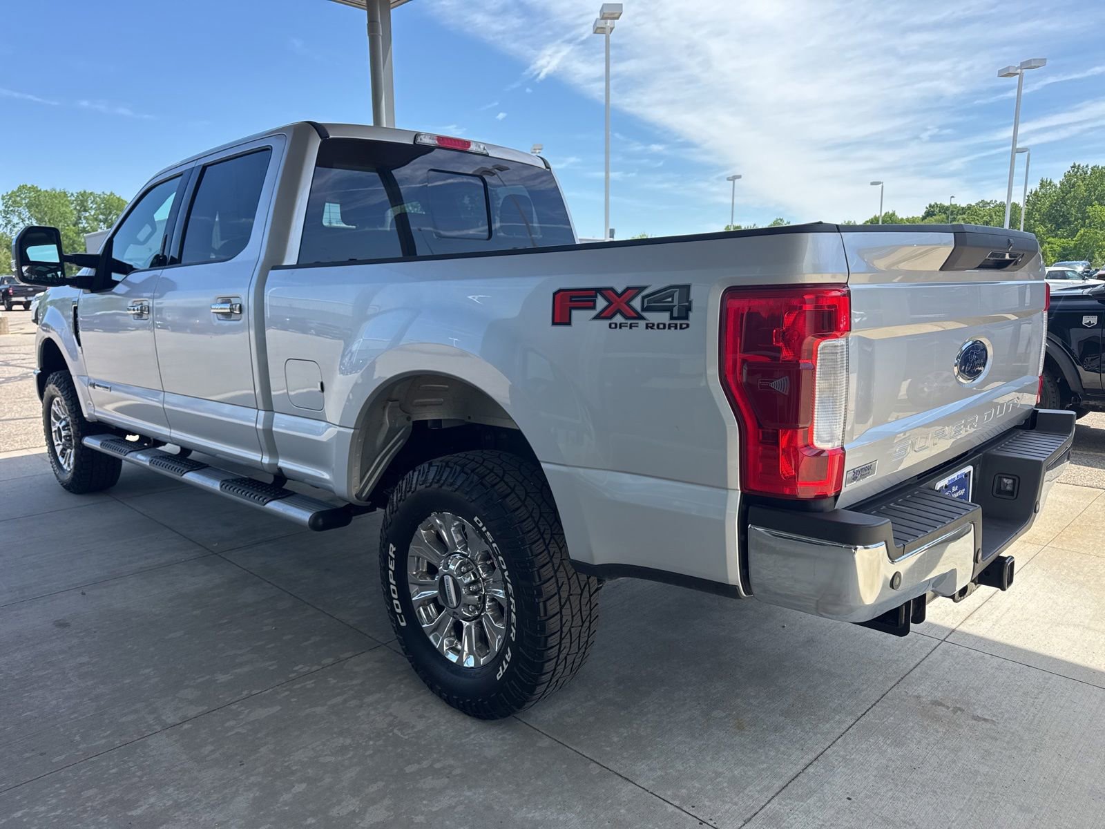 Certified 2017 Ford F250 Lariat w/ Lariat Ultimate Package AWD/4WD image 5