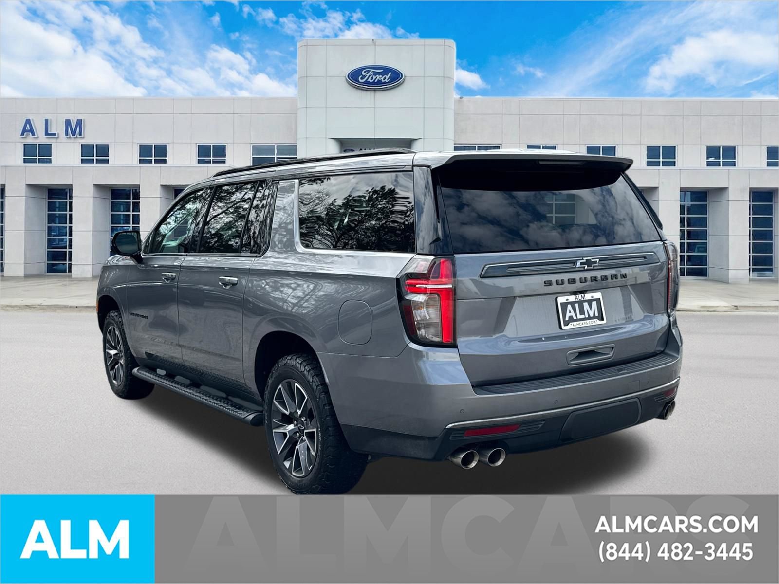 Used 2022 Chevrolet Suburban Z71 w/ Z71 Off-Road Package image 8