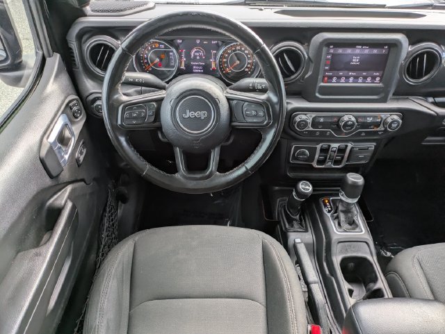 Used 2022 Jeep Gladiator Sport AWD/4WD image 16