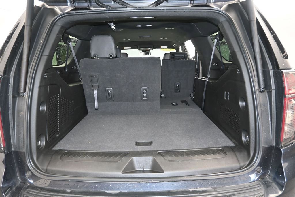 Used 2023 Chevrolet Suburban LT AWD/4WD image 11