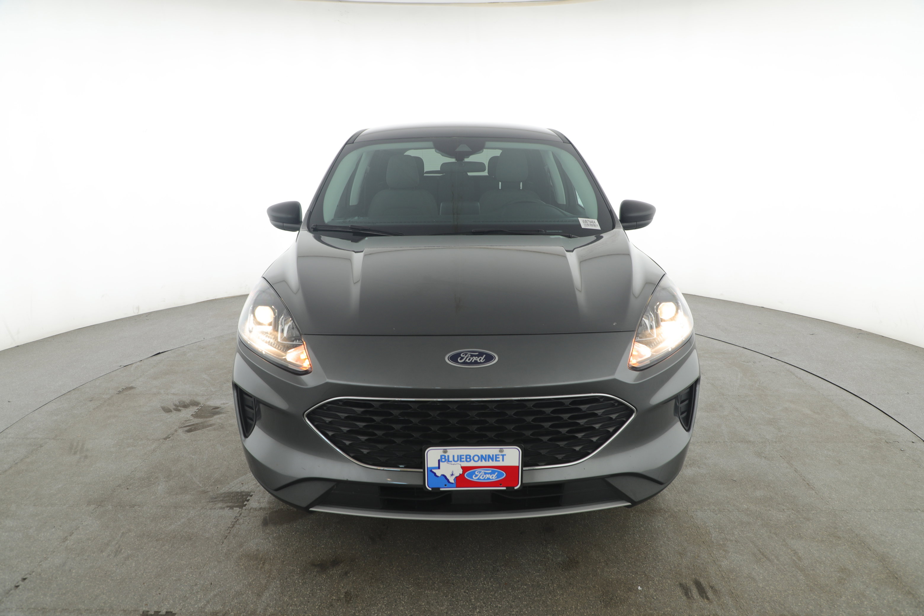 Certified 2022 Ford Escape SE image 2