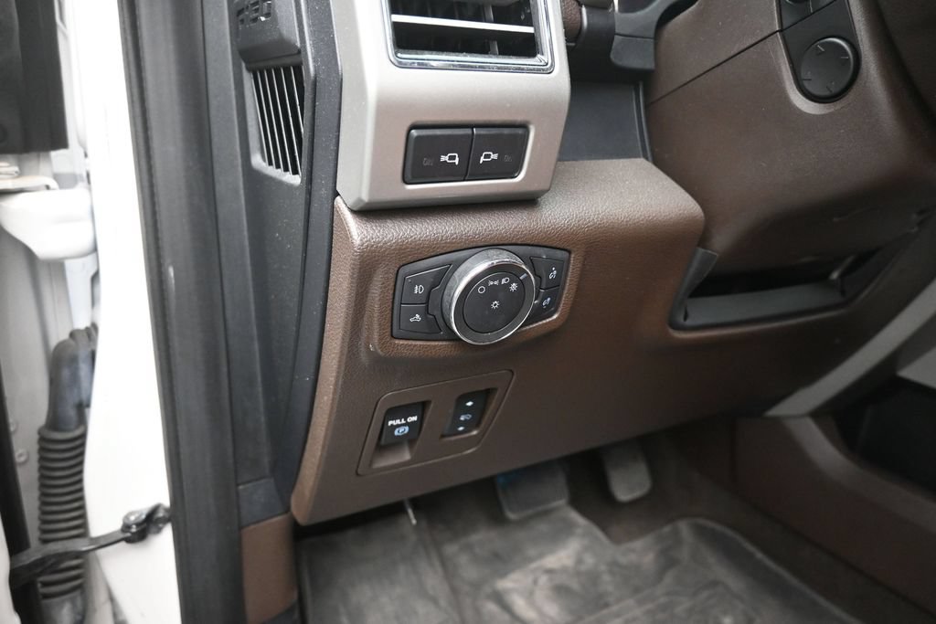 Certified 2019 Ford F150 King Ranch w/ Equipment Group 601A Luxury AWD/4WD image 13
