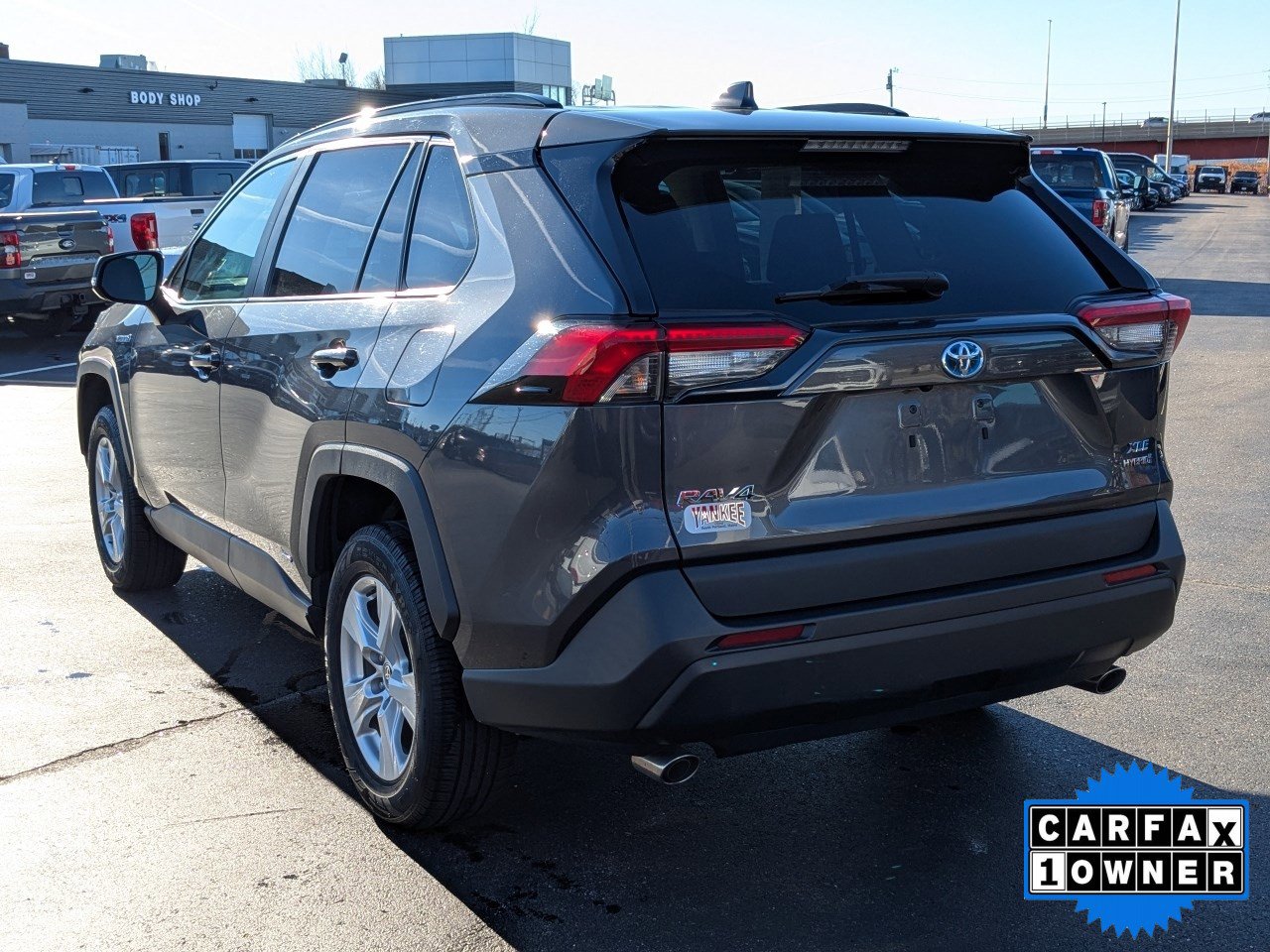 Used 2021 Toyota RAV4 XLE image 6