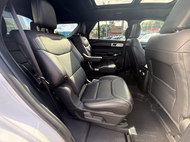 Certified 2022 Ford Explorer ST w/ Equipment Group 401A AWD/4WD image 17