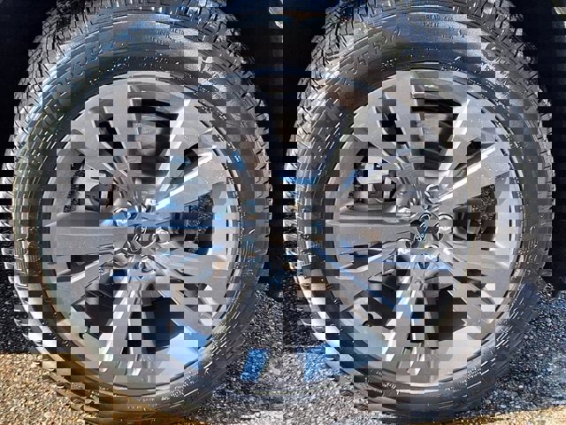 Certified 2023 Ford Explorer XLT w/ Equipment Group 202A image 31