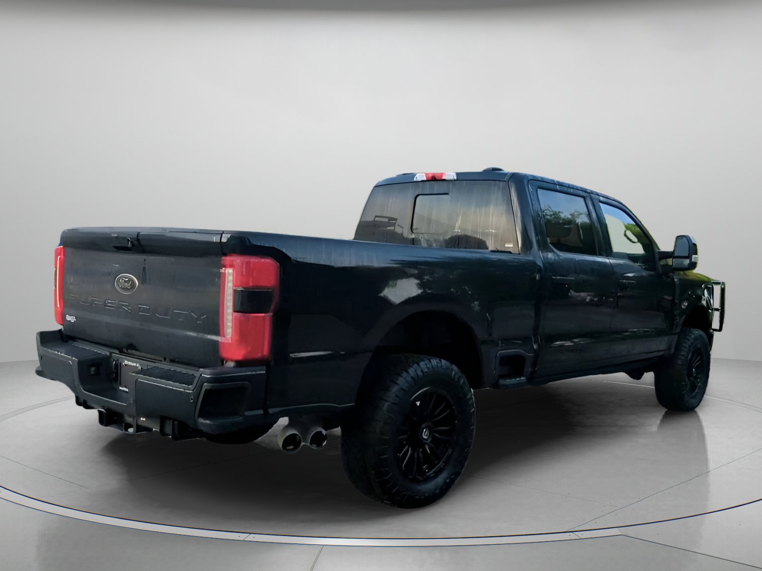Certified 2025 Ford F250 Lariat w/ Black Appearance Package AWD/4WD image 28