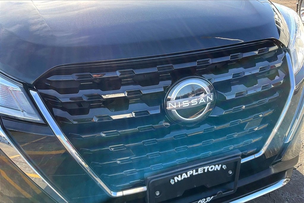 Used 2022 Nissan Kicks S image 28