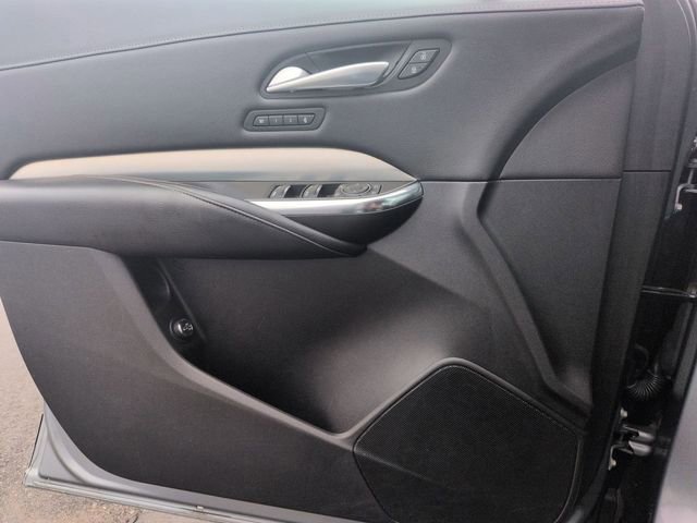 Used 2023 Cadillac XT4 Premium Luxury image 14