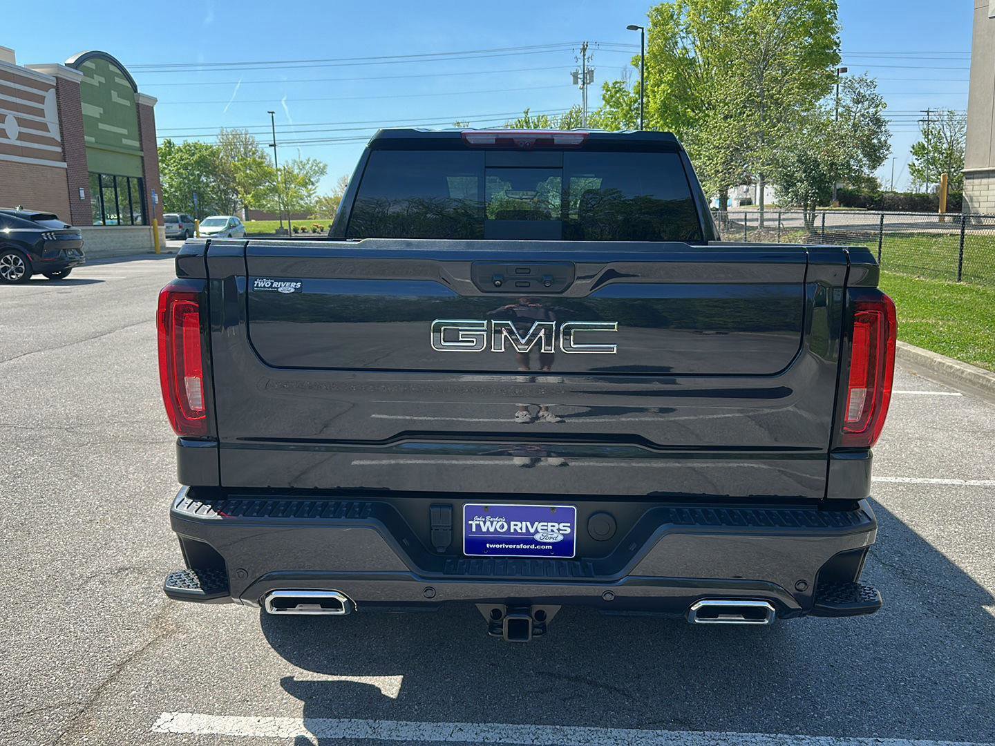 Used 2023 GMC Sierra 1500 Denali Ultimate image 4