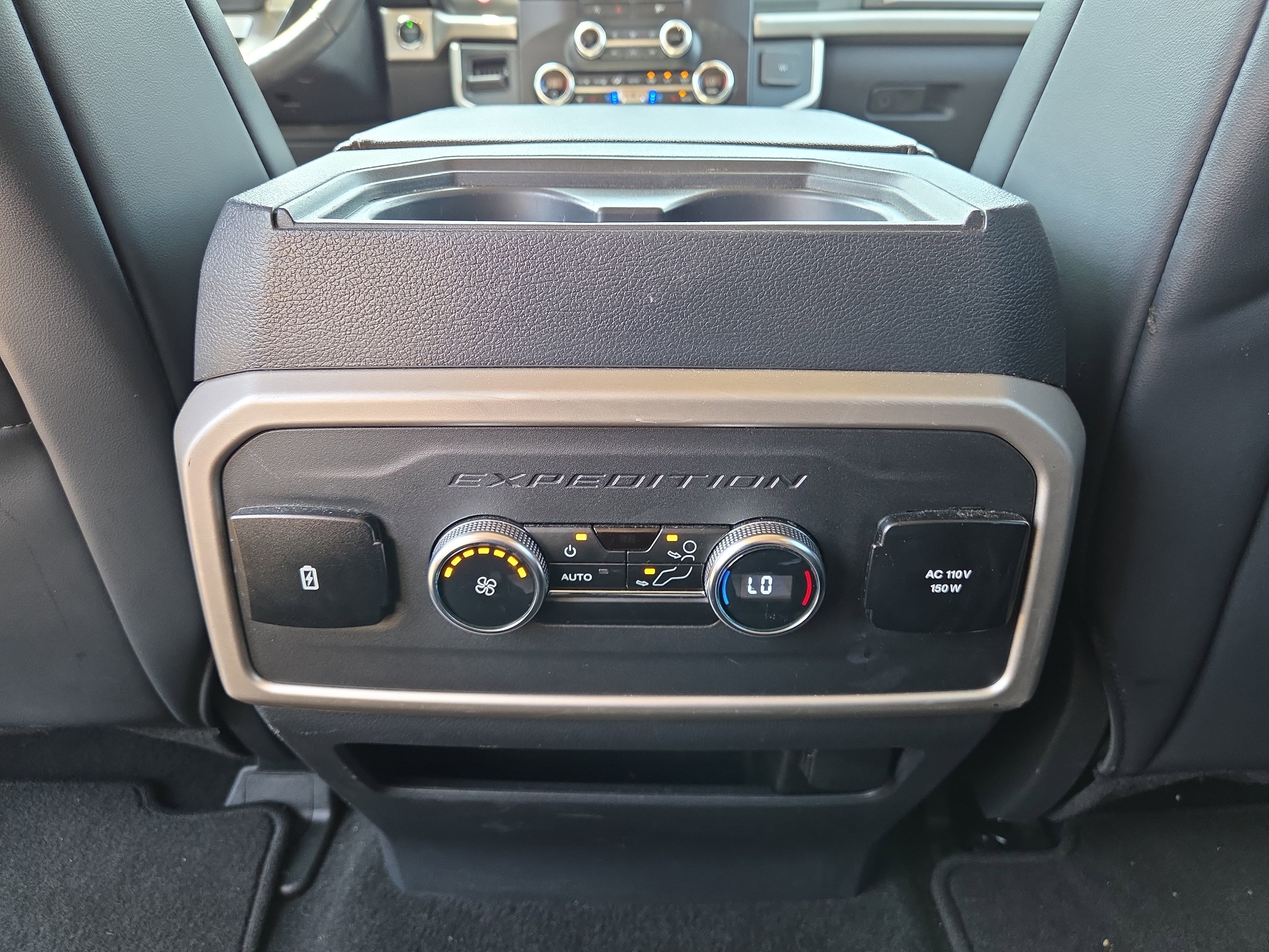 Certified 2024 Ford Expedition XLT RWD image 13
