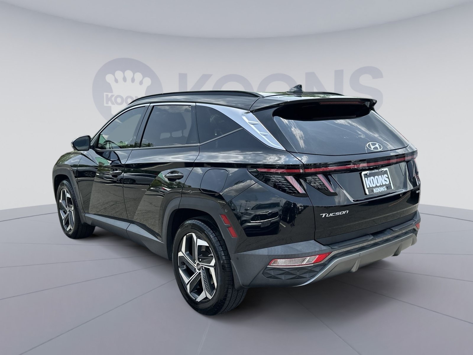 Used 2022 Hyundai Tucson Limited w/ Cargo Package AWD/4WD image 8