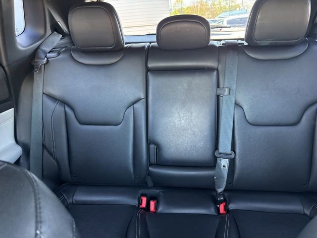 Used 2025 Jeep Compass Limited AWD/4WD image 29