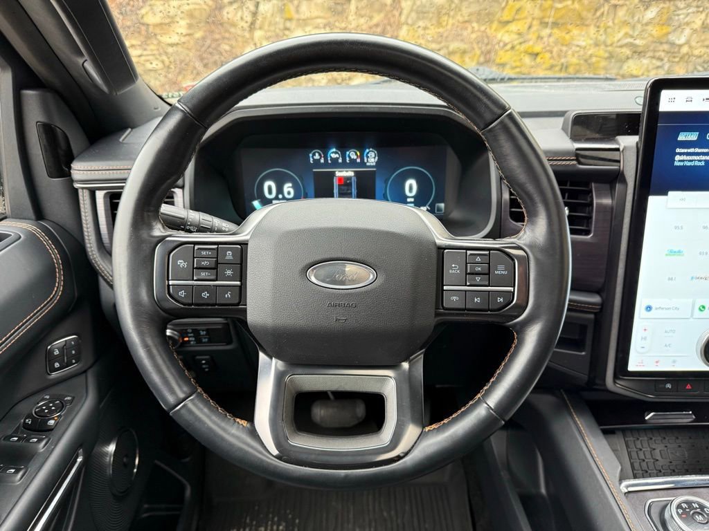 Certified 2022 Ford Expedition Max Platinum image 22