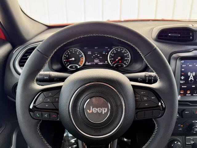 Used 2021 Jeep Renegade Latitude image 23